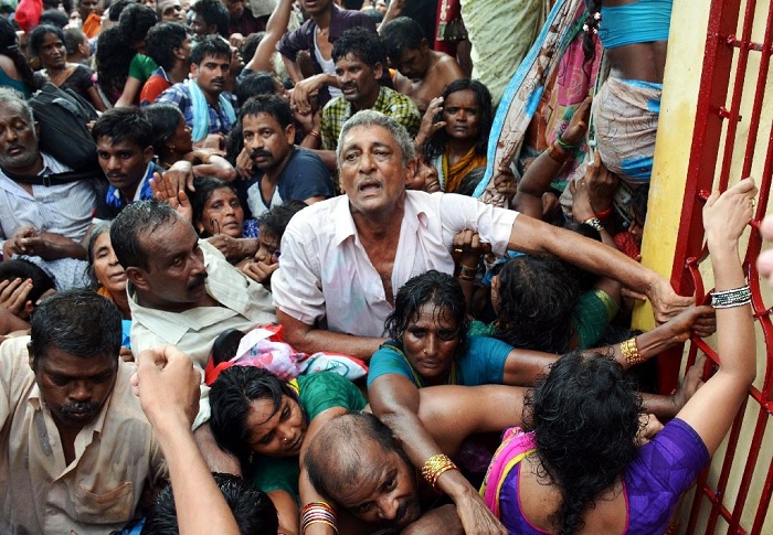 At least 6 women die in stampede at Indian religious festival